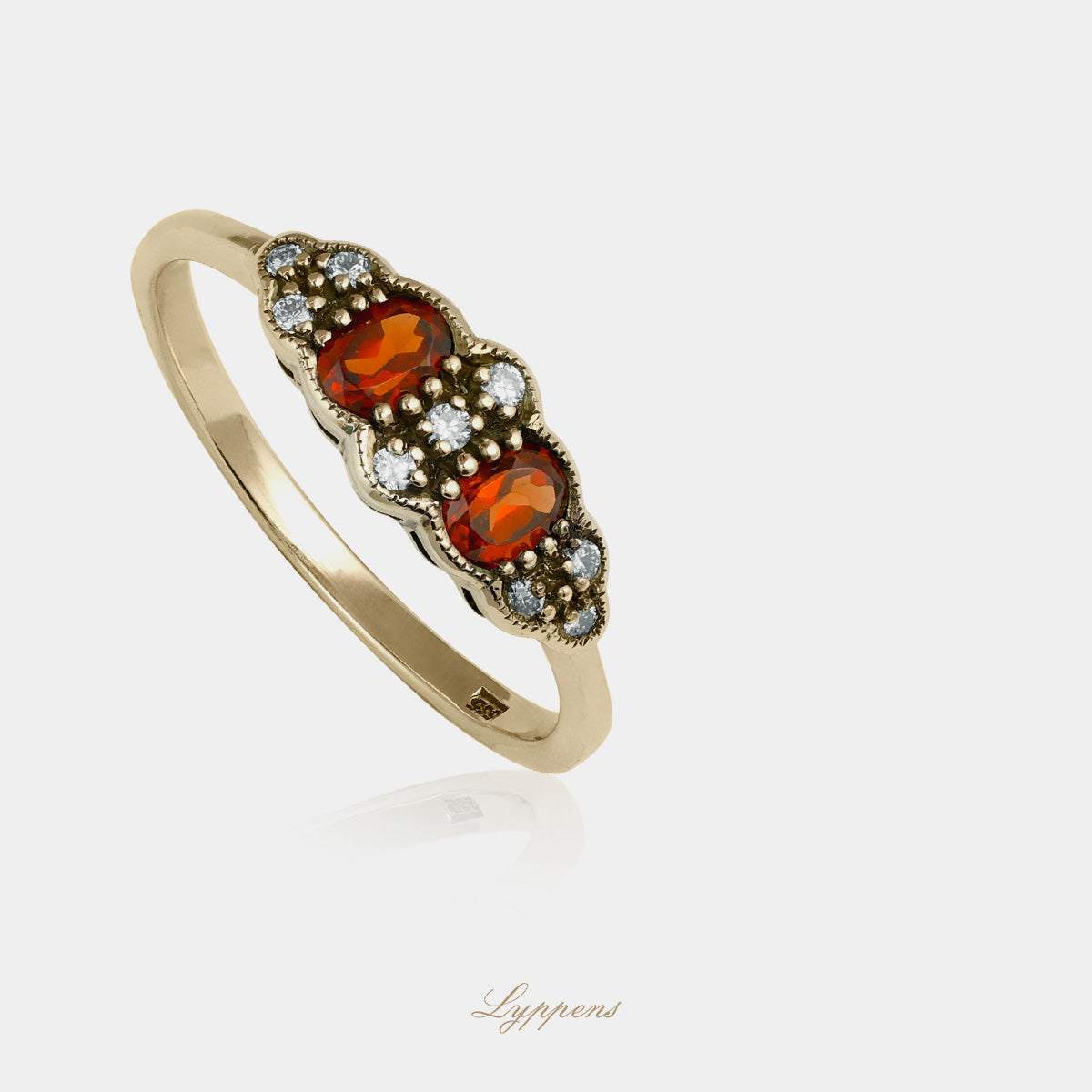 Geelgouden ring met granaat en diamant