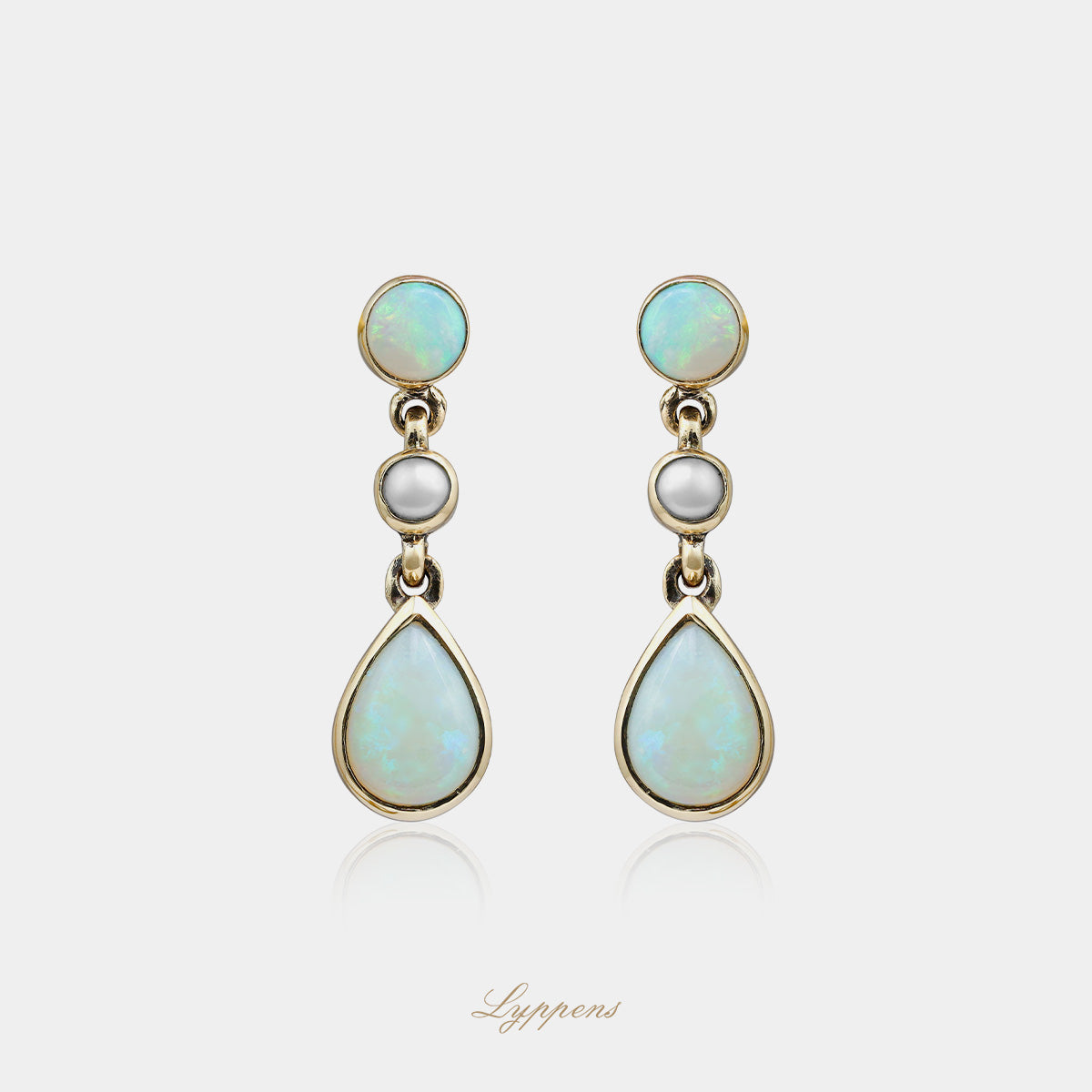 Yellow gold earrings with opal and pearls