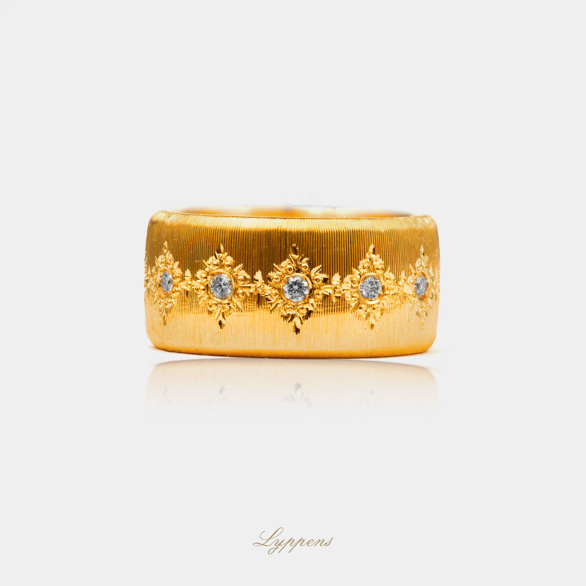Geelgouden bandring met diamant