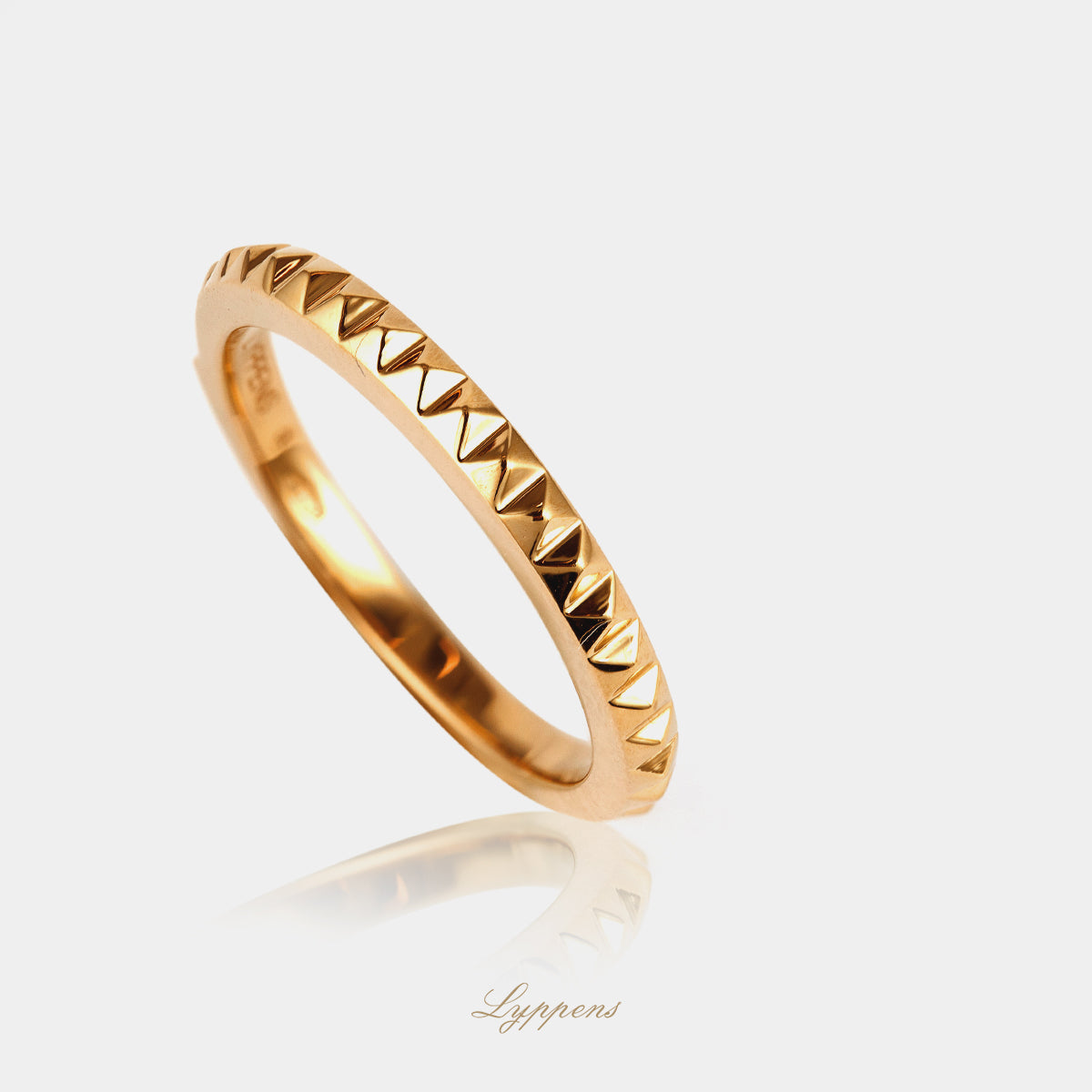 Yellow gold slip-on ring