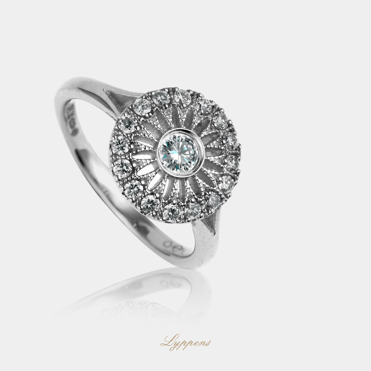 Witgouden fantasie ring met diamant