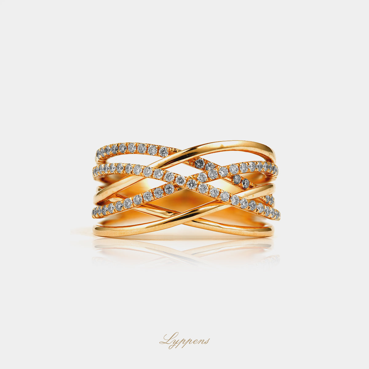 Yellow gold band ring with diamonds