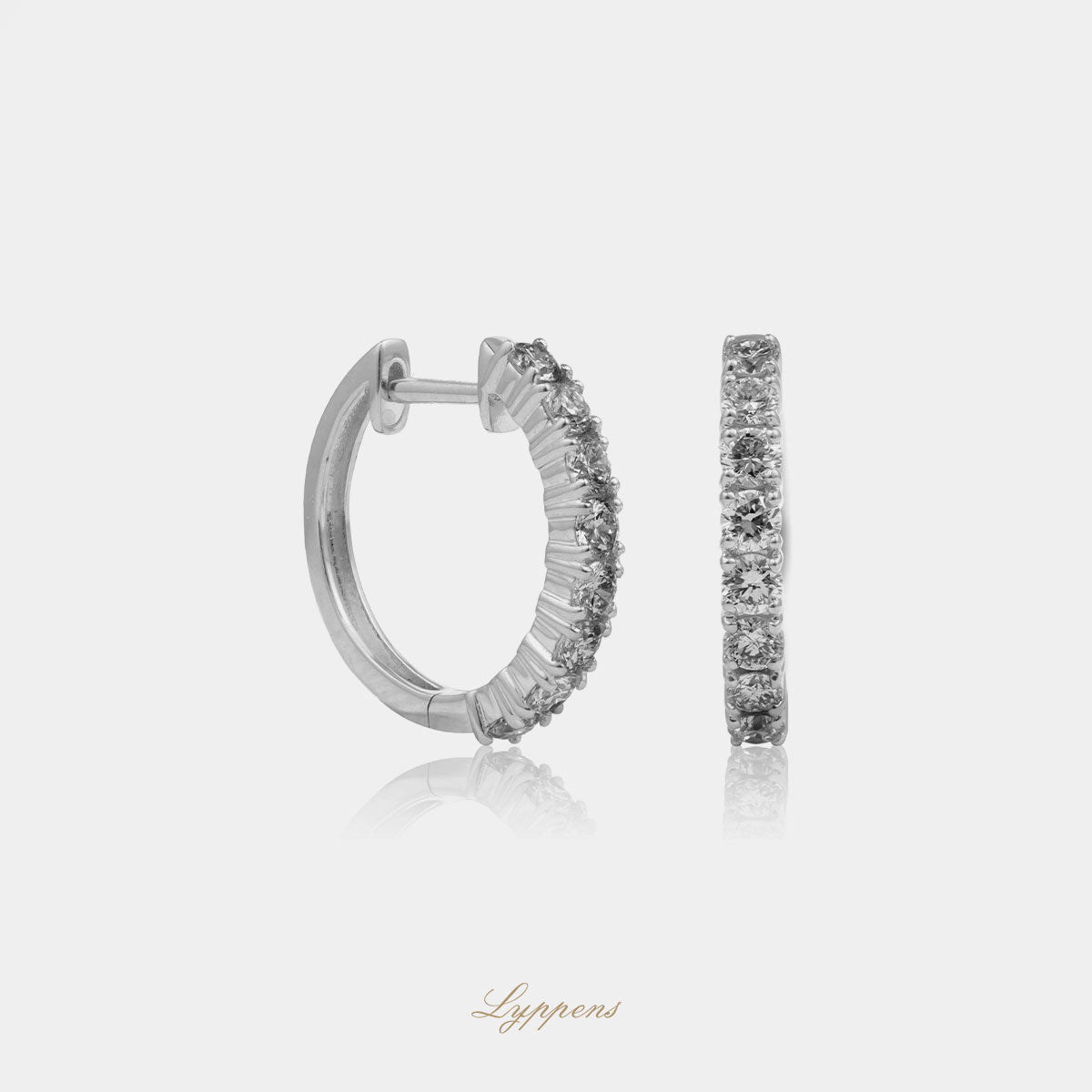 Witgouden oorbellen met diamant