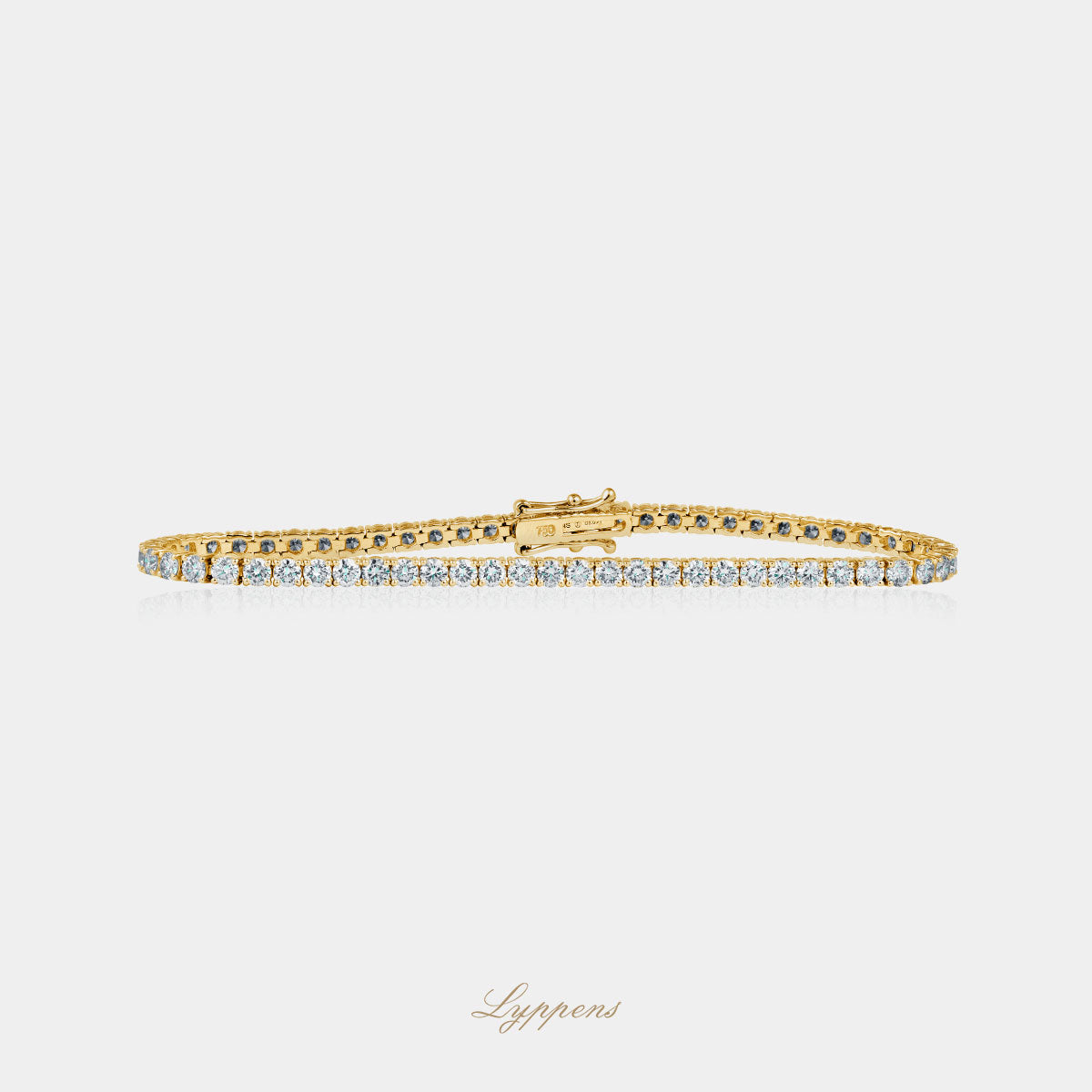 Geelgouden tennisarmband gezet met briljant geslepen diamant met een totaalgewicht van 5.00ct.