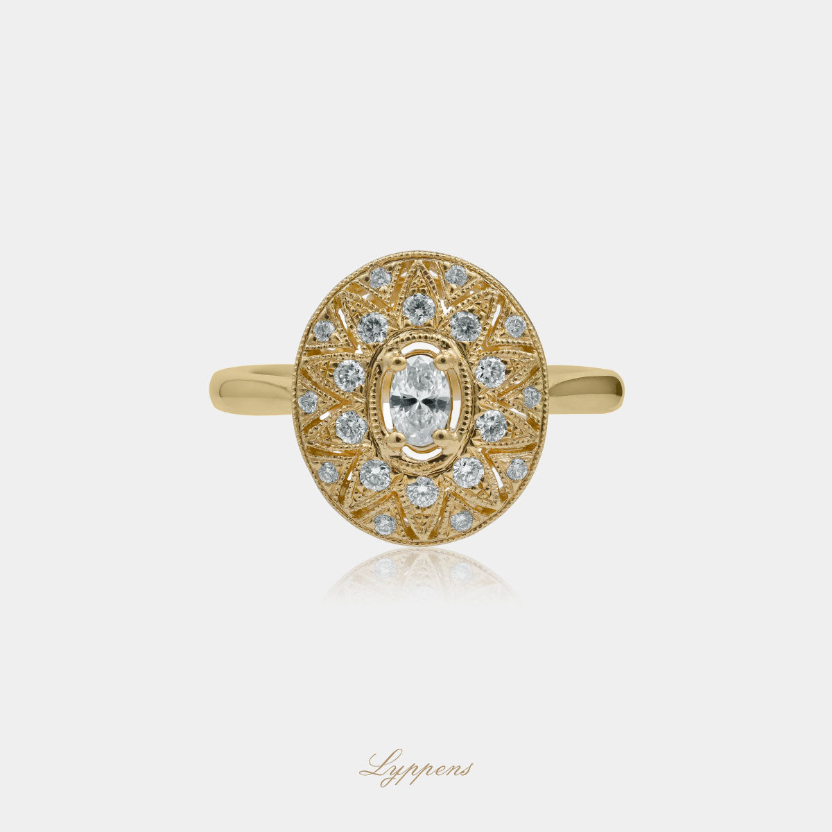 Yellow gold ring with diamonds