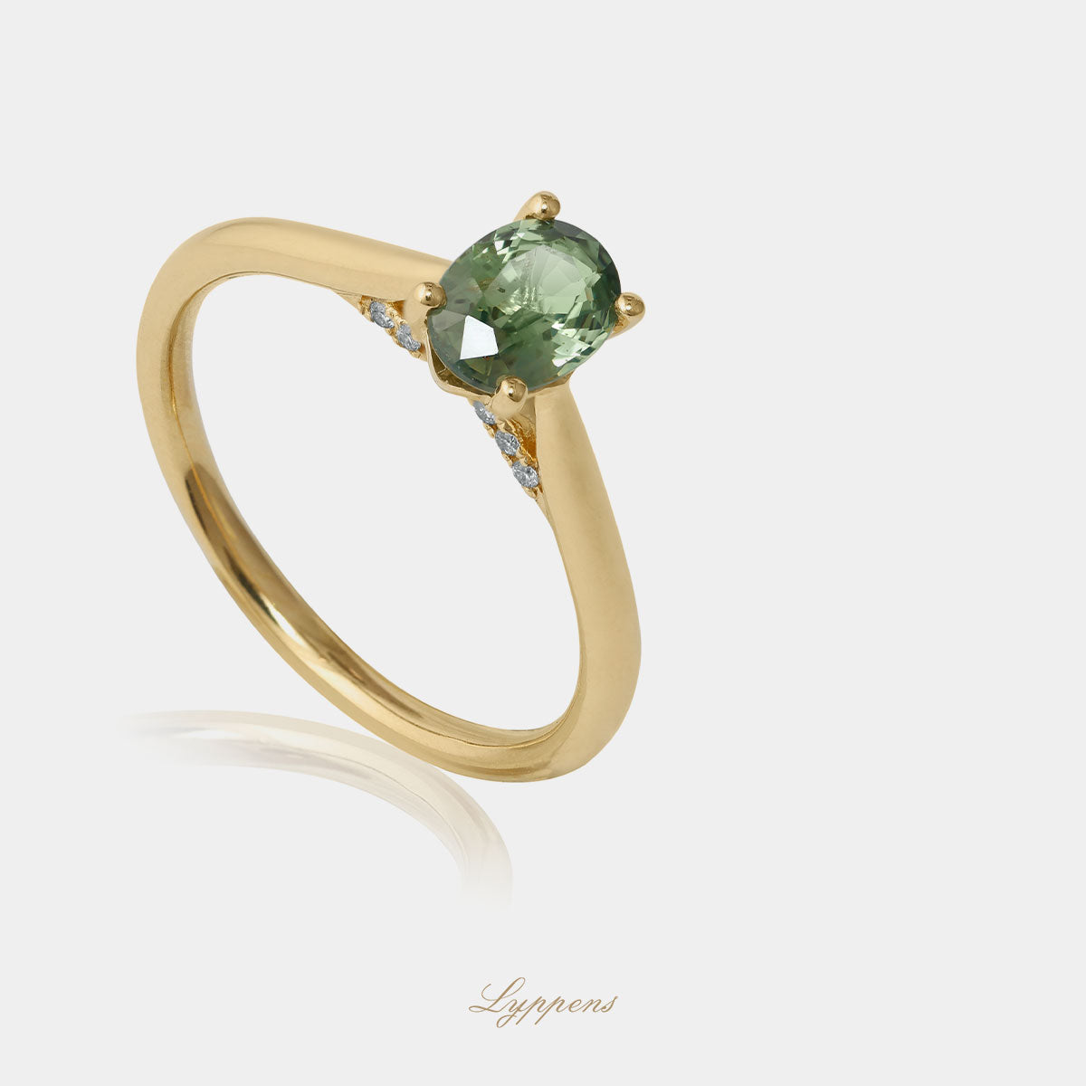 Geelgouden ring met saffier en diamant