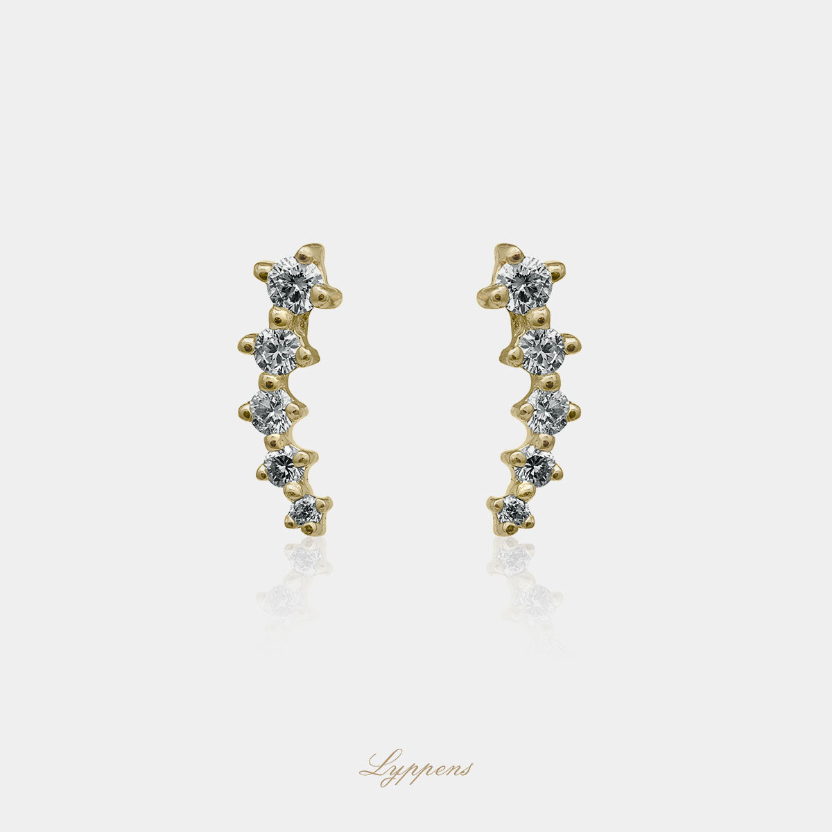 Yellow gold earrings with diamonds