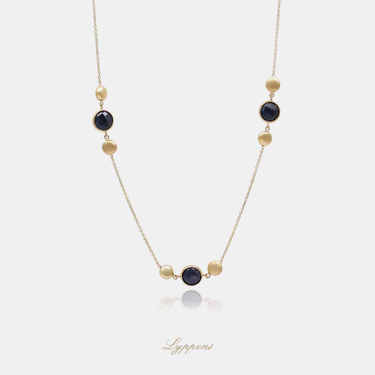 14kt geelgouden anker schakelcollier met matte en glanzende elementen en blauwe kwarts