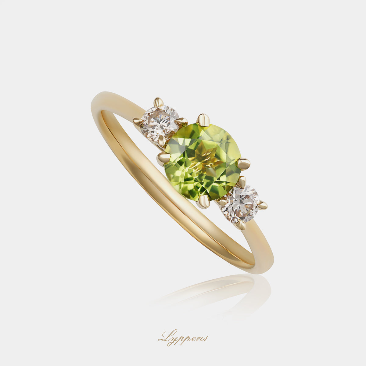 18kt geelgouden ring met rond peridoot en bruine briljant diamant 0.24ct SI