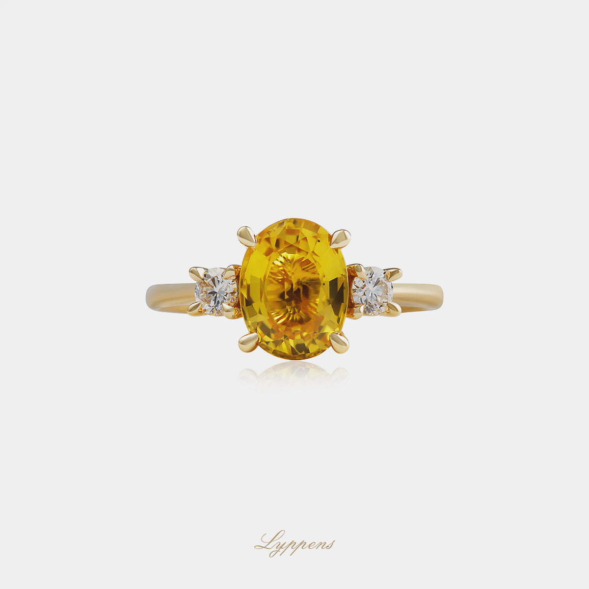 18kt geelgouden ring met ovaal geslepen gele saffier en 0.24ct briljant geslepen diamanten