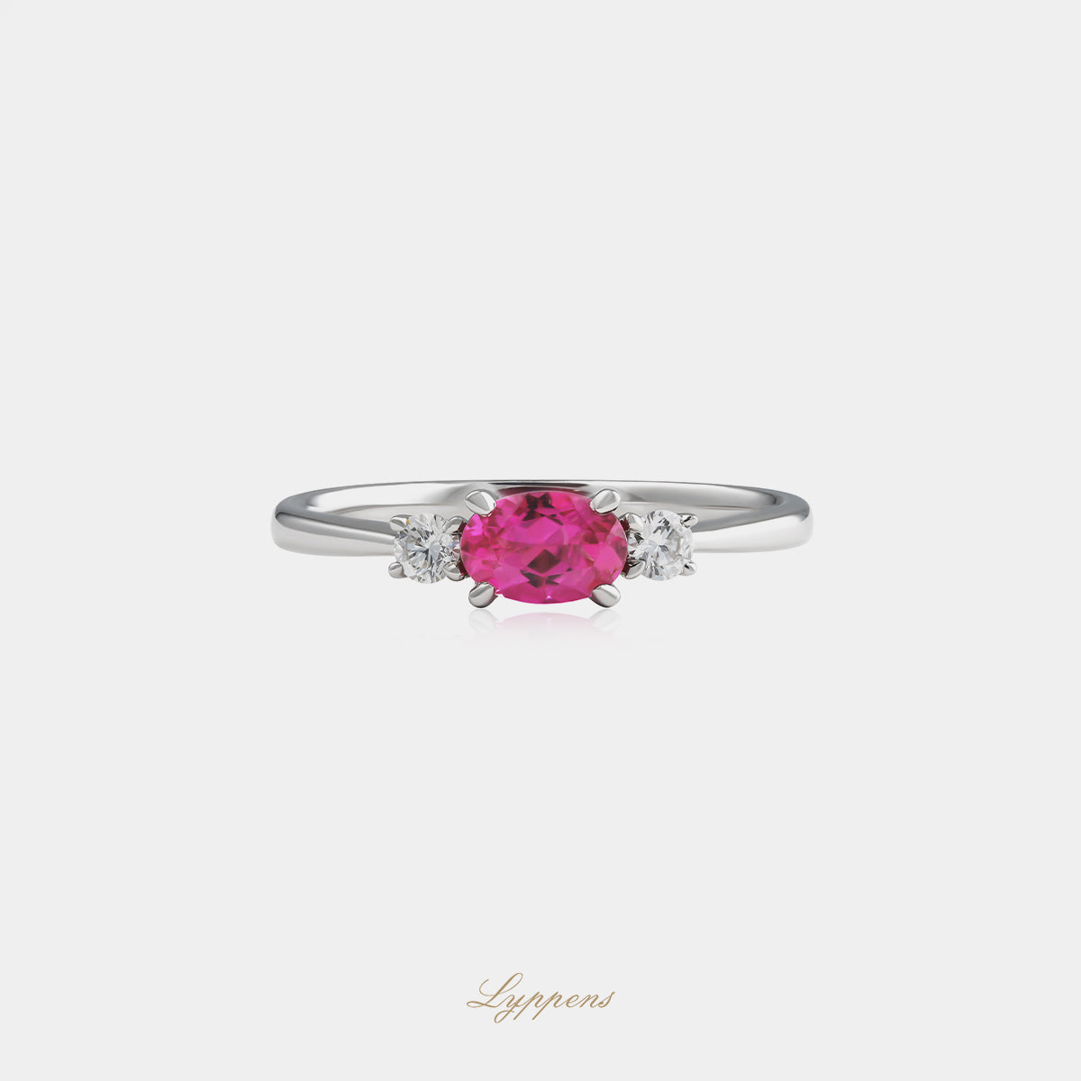 18kt witgouden ring met ovaal geslepen toermalijn en 0.13ct briljant geslepen diamanten