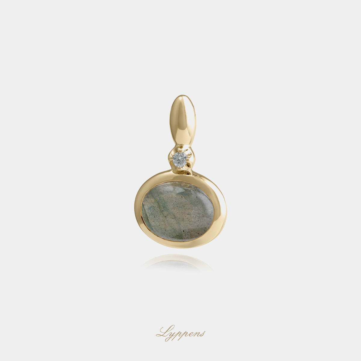 14kt geelgouden hanger met ovaal geslepen labradoriet en 0.03ct briljant geslepen diamant