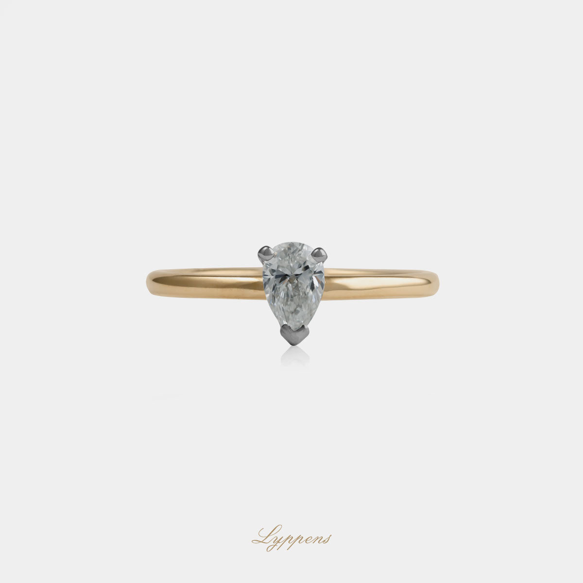 18kt geel- en witgouden solitair ring met 0.40ct peer geslepen GIA diamant in Oslo montuur
