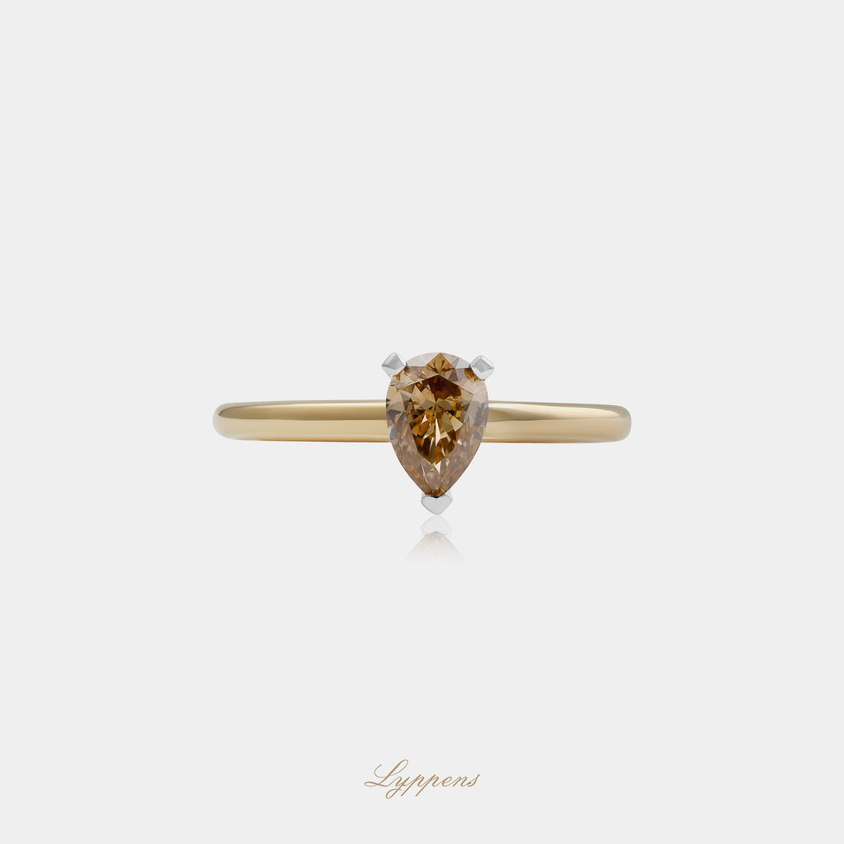 18kt geel- en witgouden solitair ring met 0.62ct peer geslepen bruine diamant in Oslo montuur