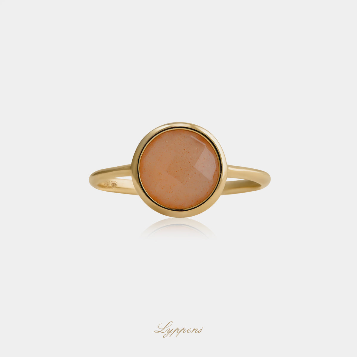 14kt geelgouden solitair ring met rond geslepen maansteen gladde zetting edelsteen ring