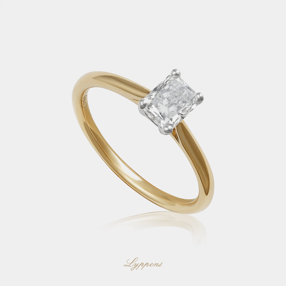 Geelgouden solitairring met diamant