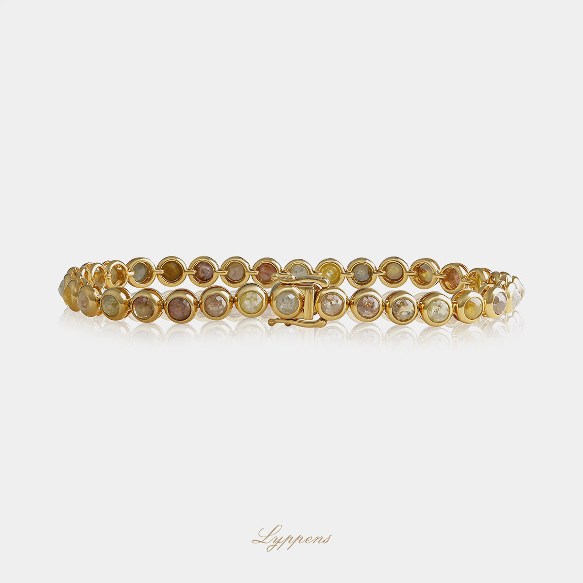 18 karaat geelgouden tennisarmband rondom gezet met kleurrijke roosgeslepen diamanten met een totaalgewicht van 9.50ct