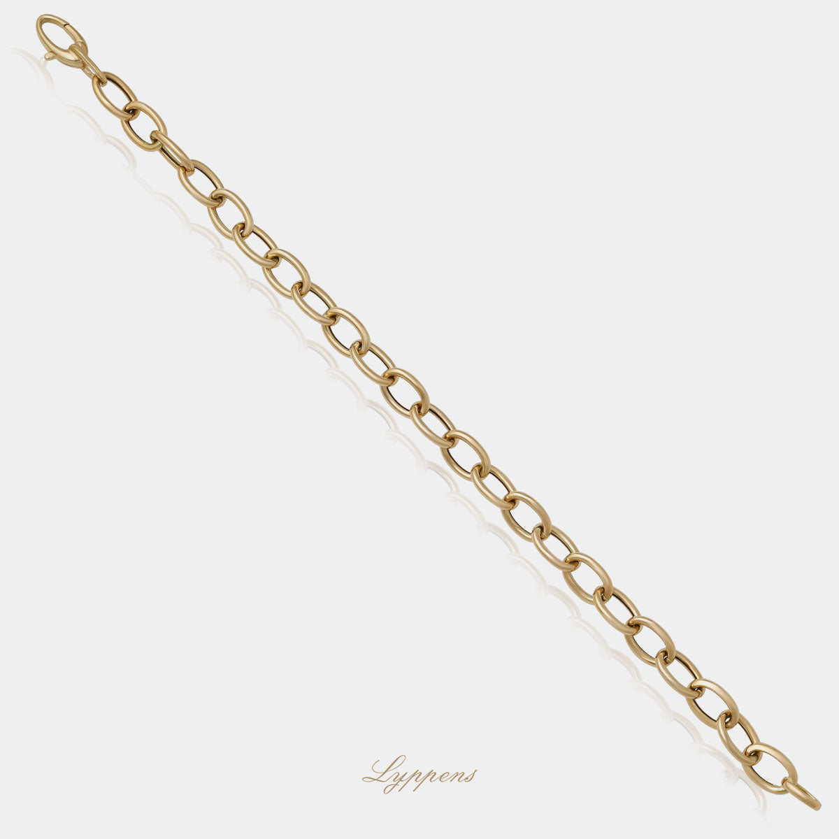 Geelgouden fantasie schakelarmband opgebouwd uit ovale schakels.