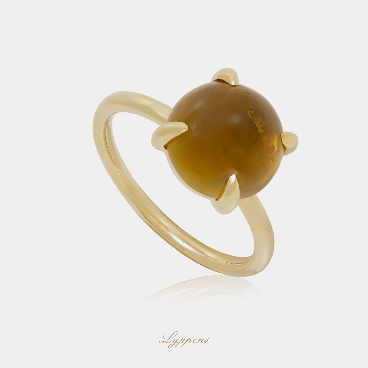 18kt geelgouden ring gezet met een cabochon geslepen gele toermalijn.