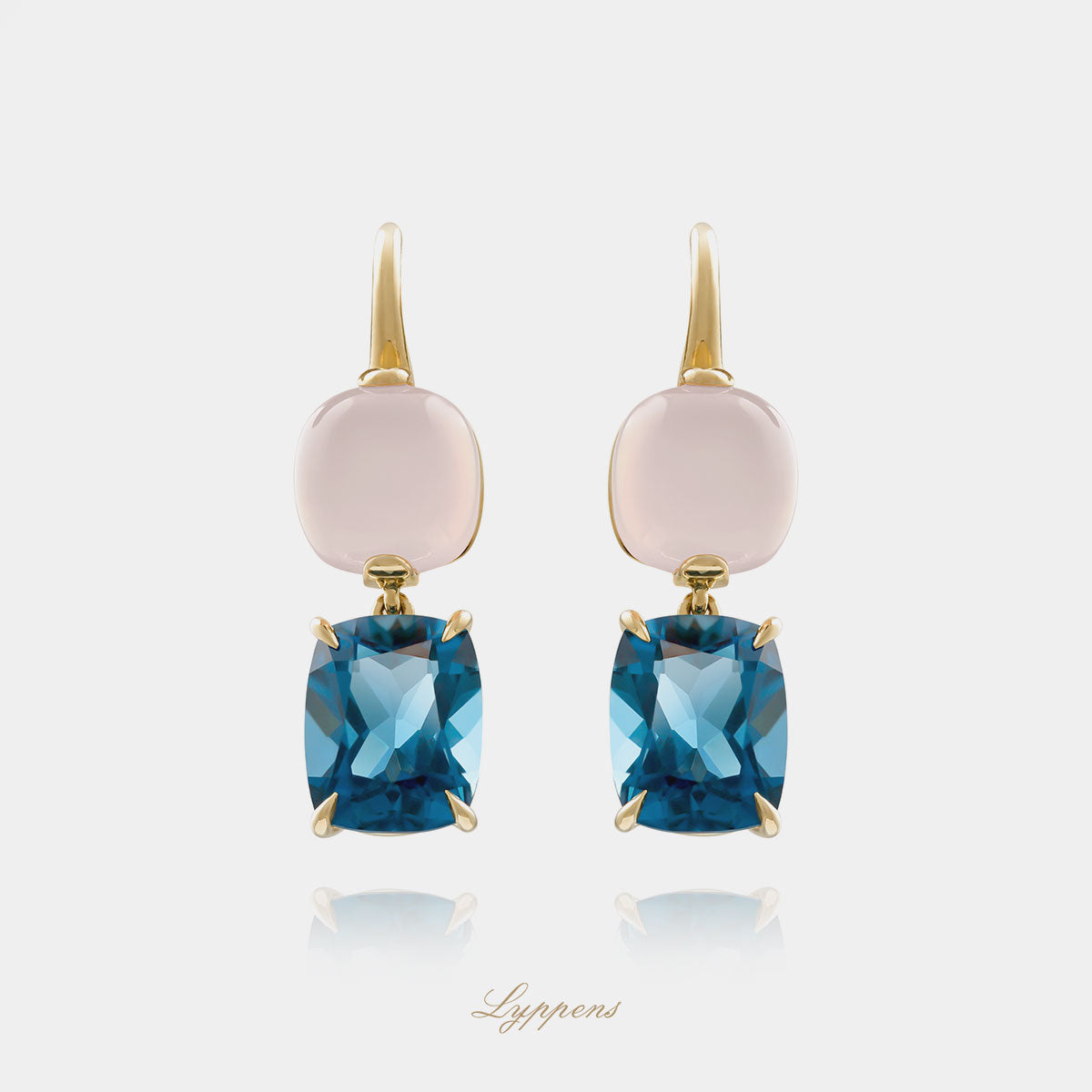 18kt geelgouden oorhangers met roze kwarts en cushion London blue topaas