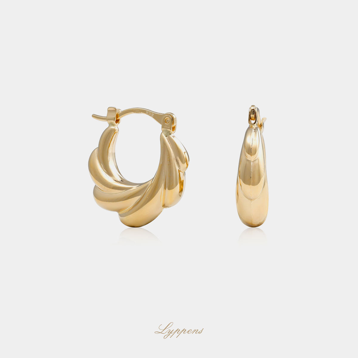 14kt geelgouden gedraaide oorringen, deze oorbellen hebben een afmeting van 19mm.