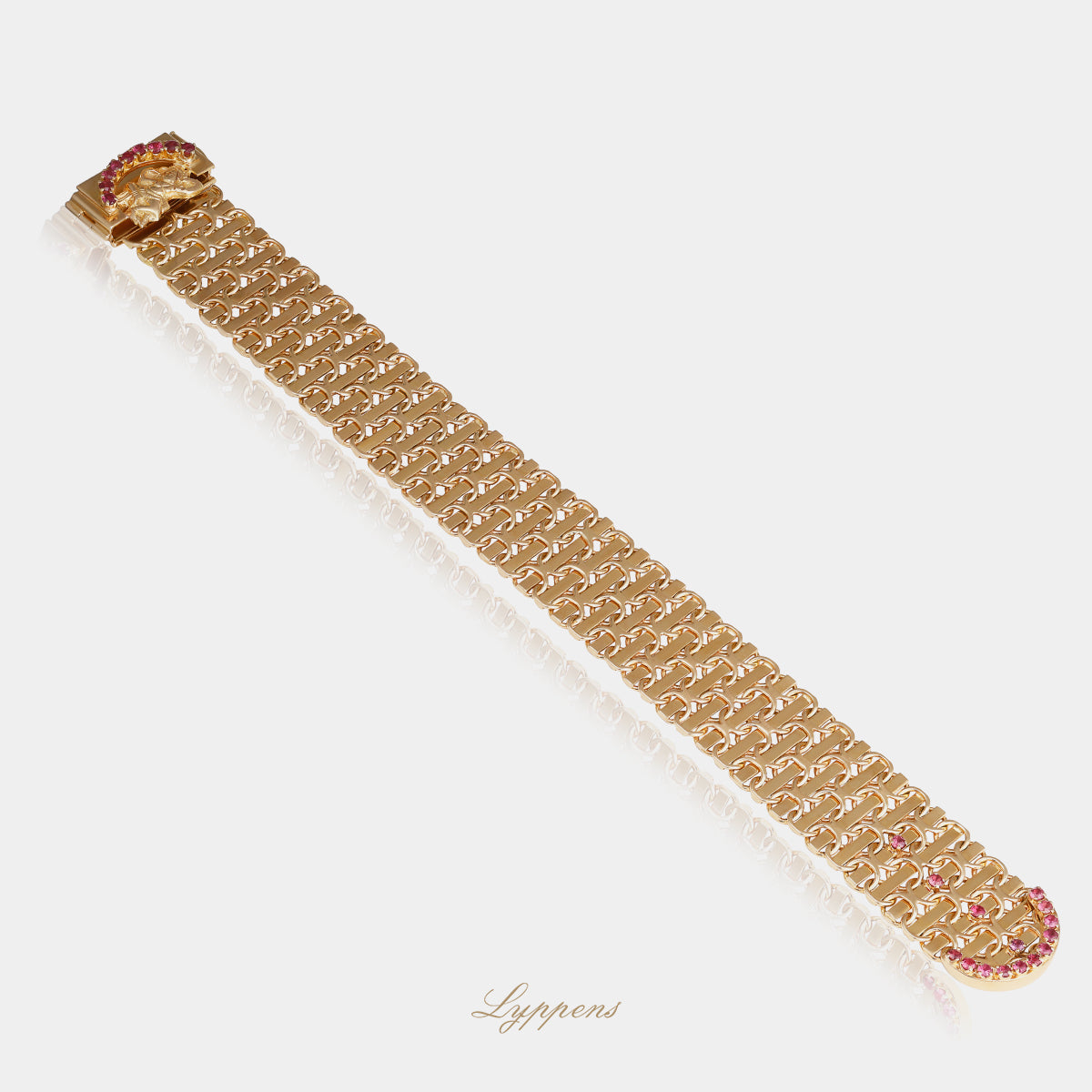 Yellow gold vintage 1950s bracelet with ruby