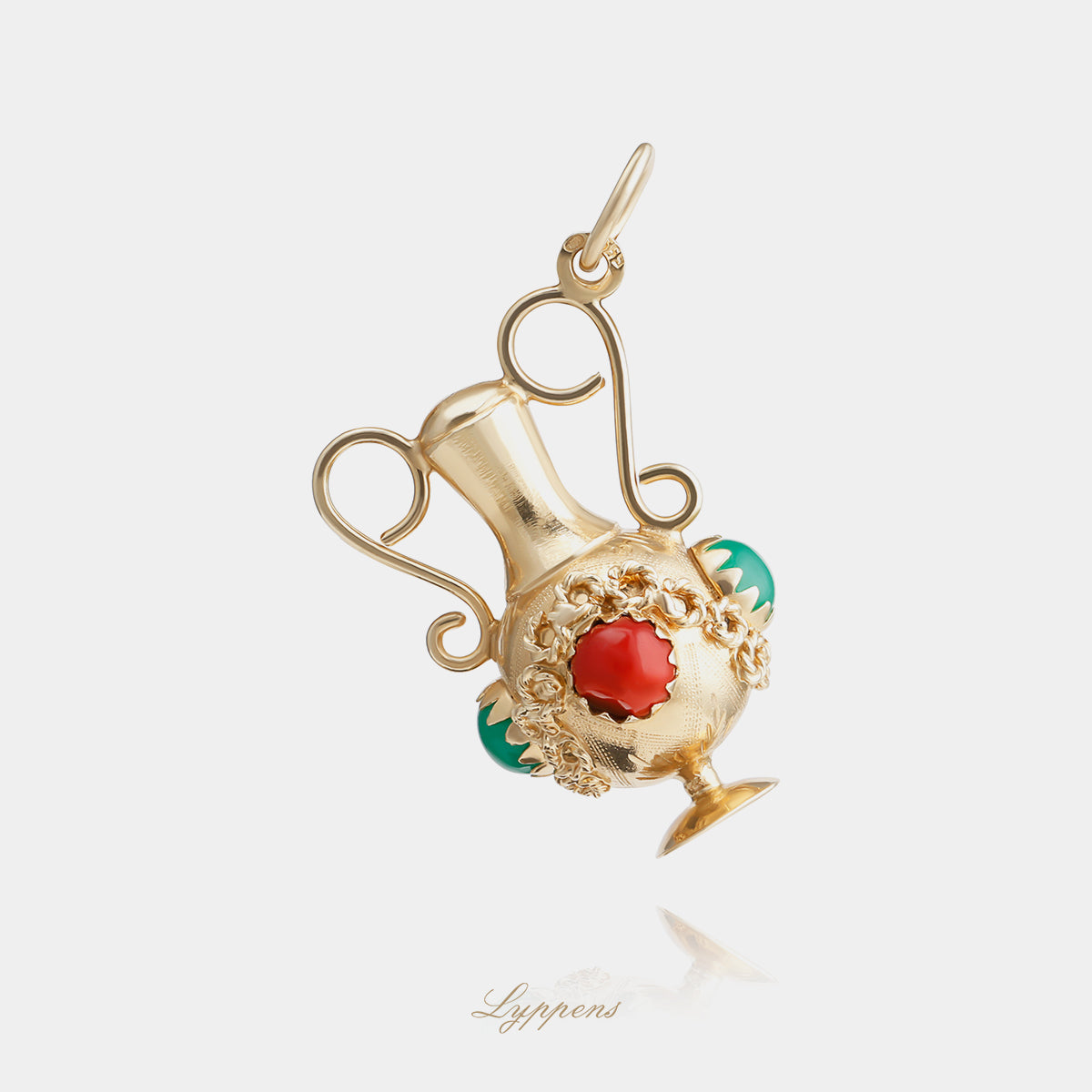 Yellow gold vintage pendant with precious coral and chrysoprase
