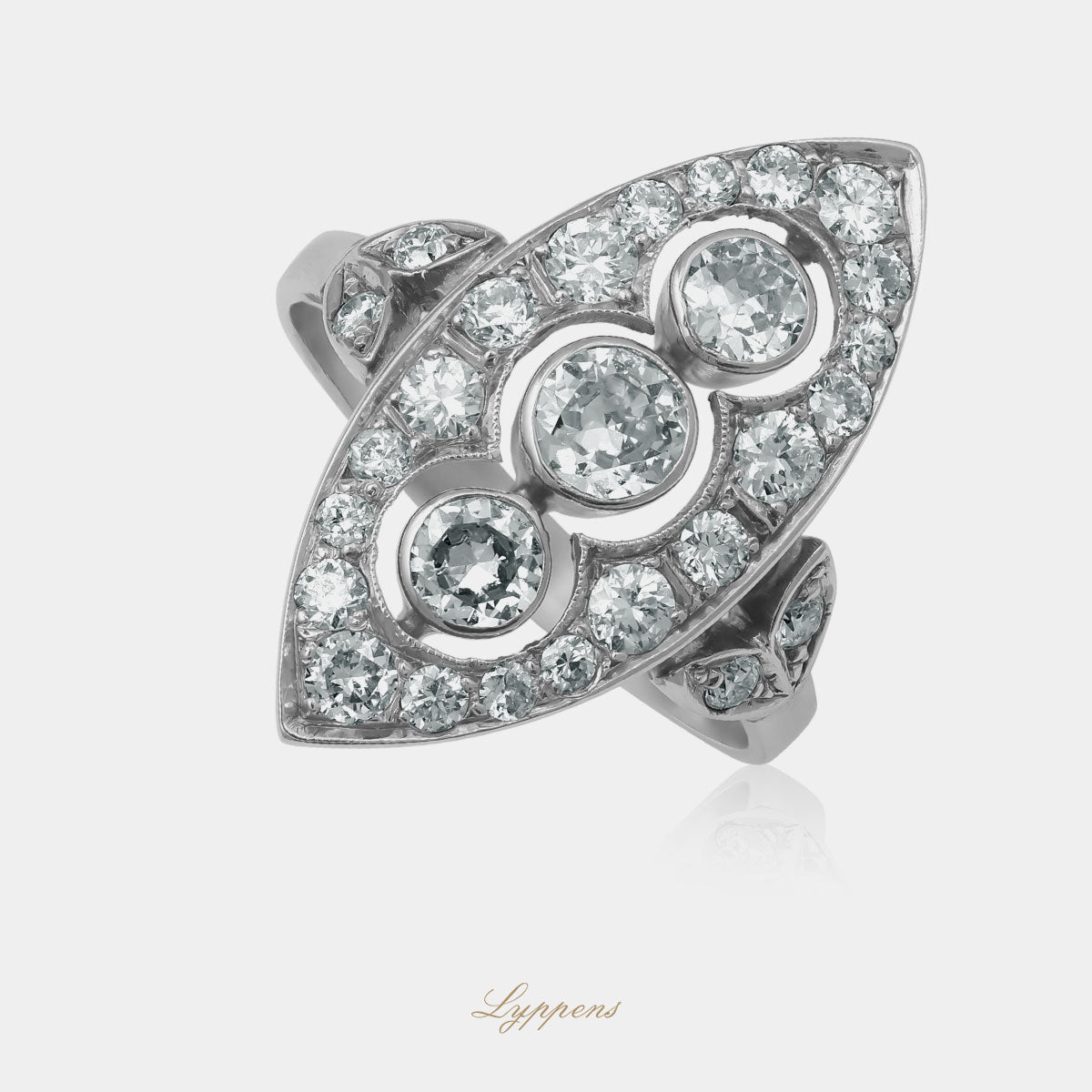 Witgouden vintage jaren '60 ring gezet met briljant geslepen diamant.