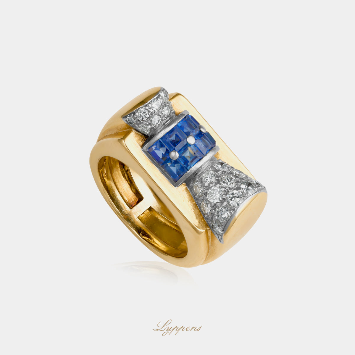 18kt geelgouden retro ring uit Frankrijk met saffier en diamanten, jaren 40 ontwerp