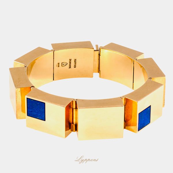 Geelgouden vintage armband van Mappins Denmark gezet met vierkante lapis lazuli.