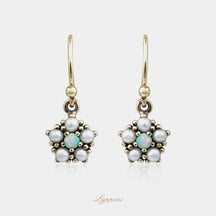 Opal and pearls
