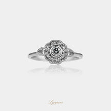 Witgoud met diamant
