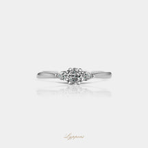 Witgoud met diamant