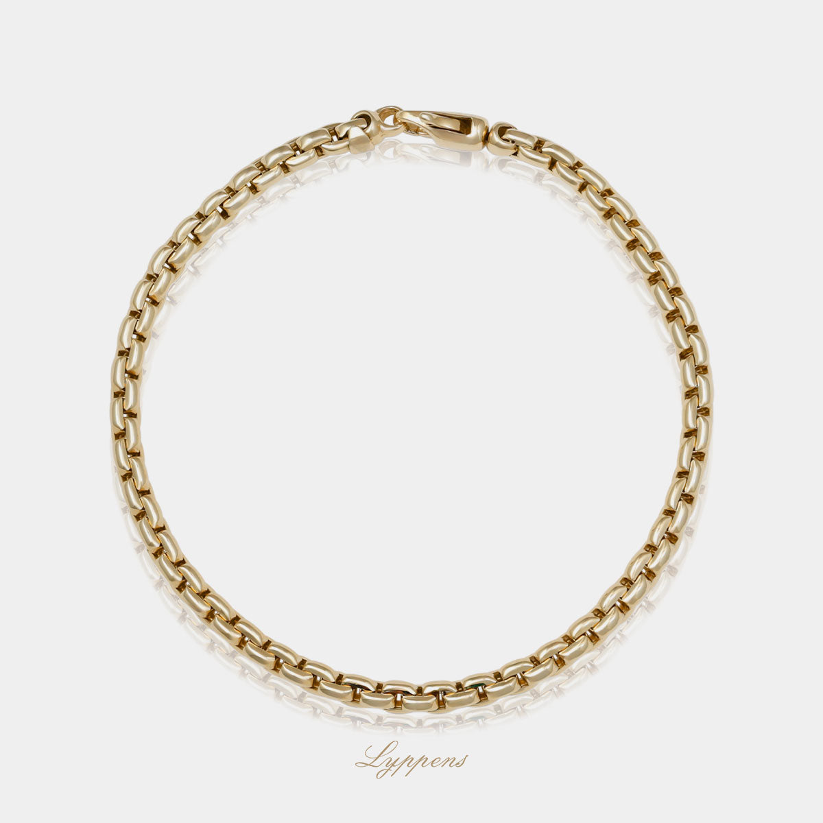 Yellow gold fantasy link bracelet.