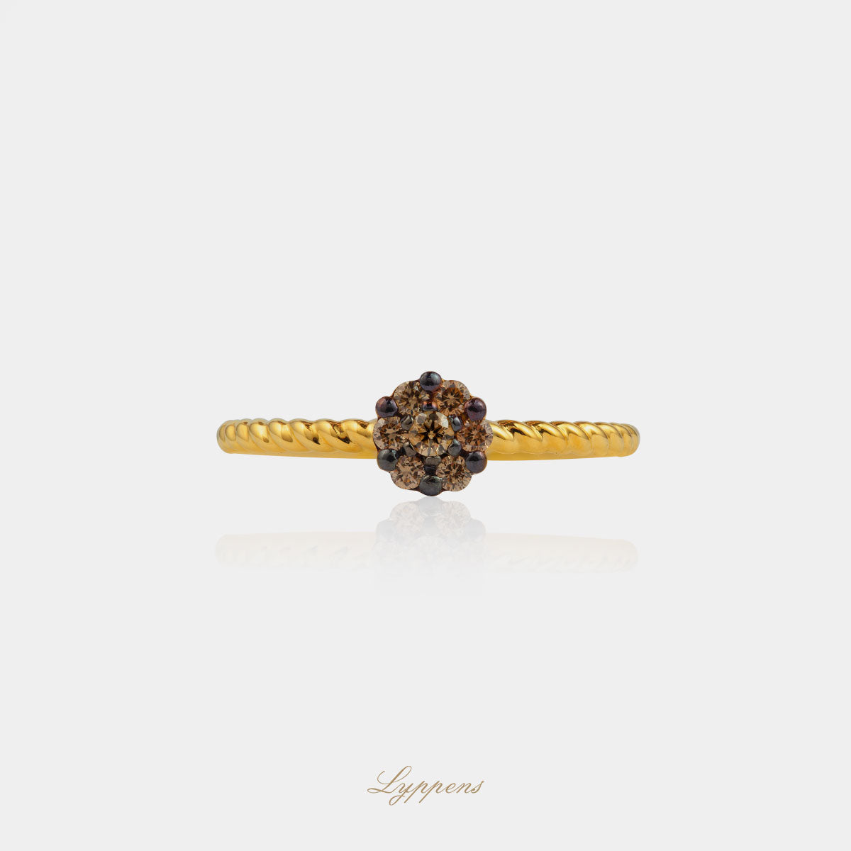 Yellow gold twisted ring with Brown diamond