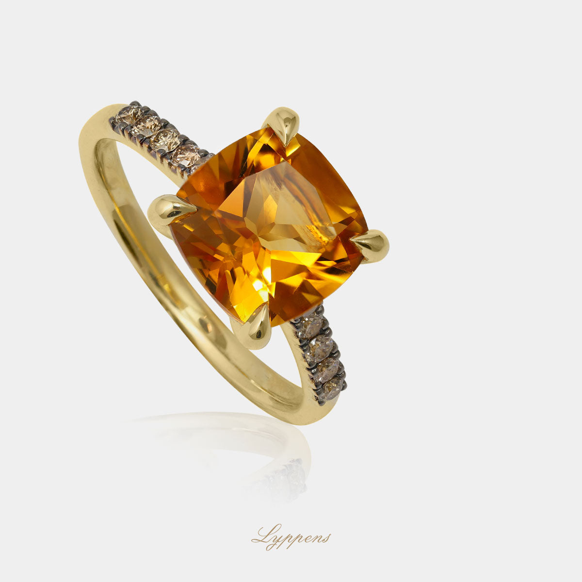 Geelgouden ring met citrien en diamant