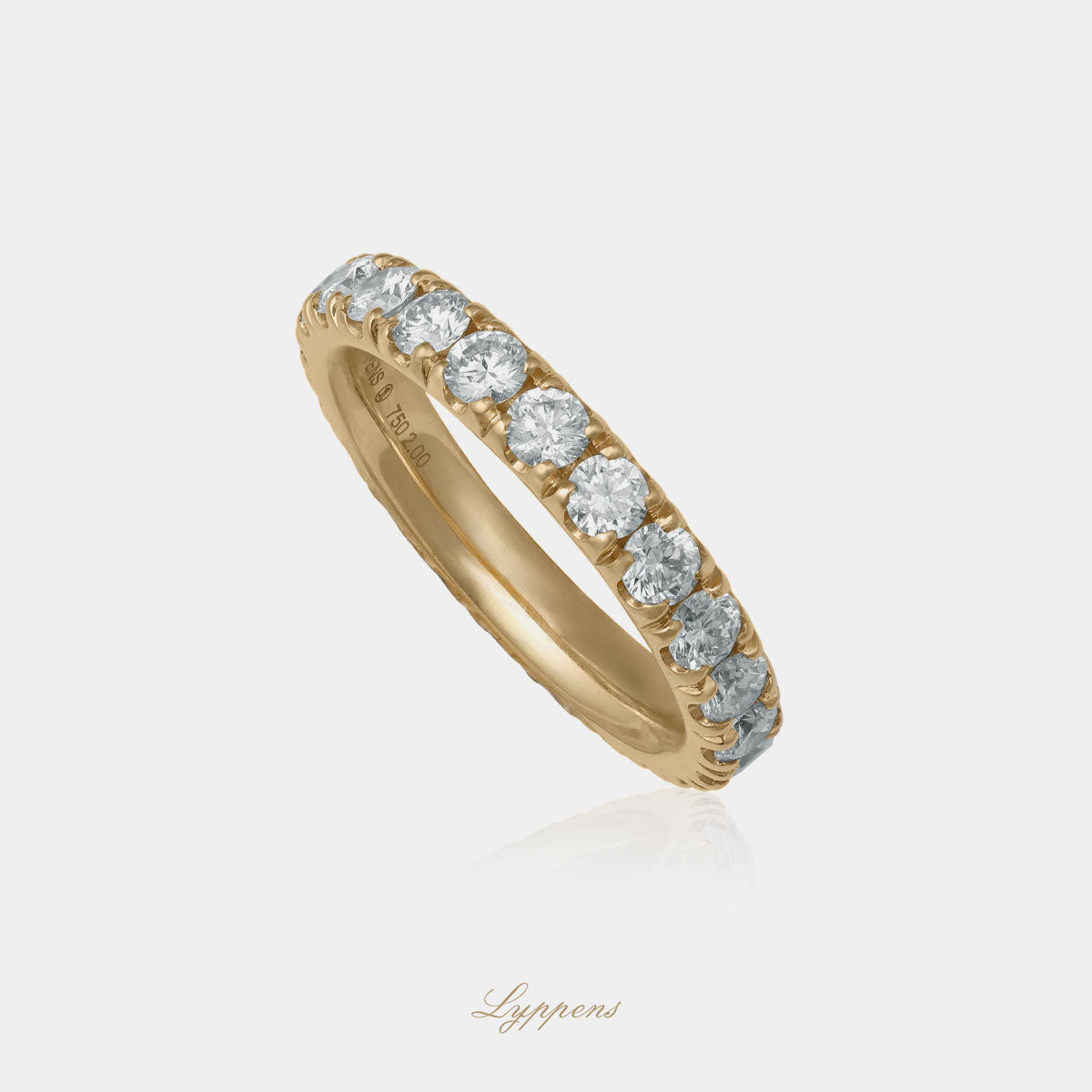 Geelgouden alliance ring gezet met briljant geslepen diamant met een totaal gewicht van 2.00ct.