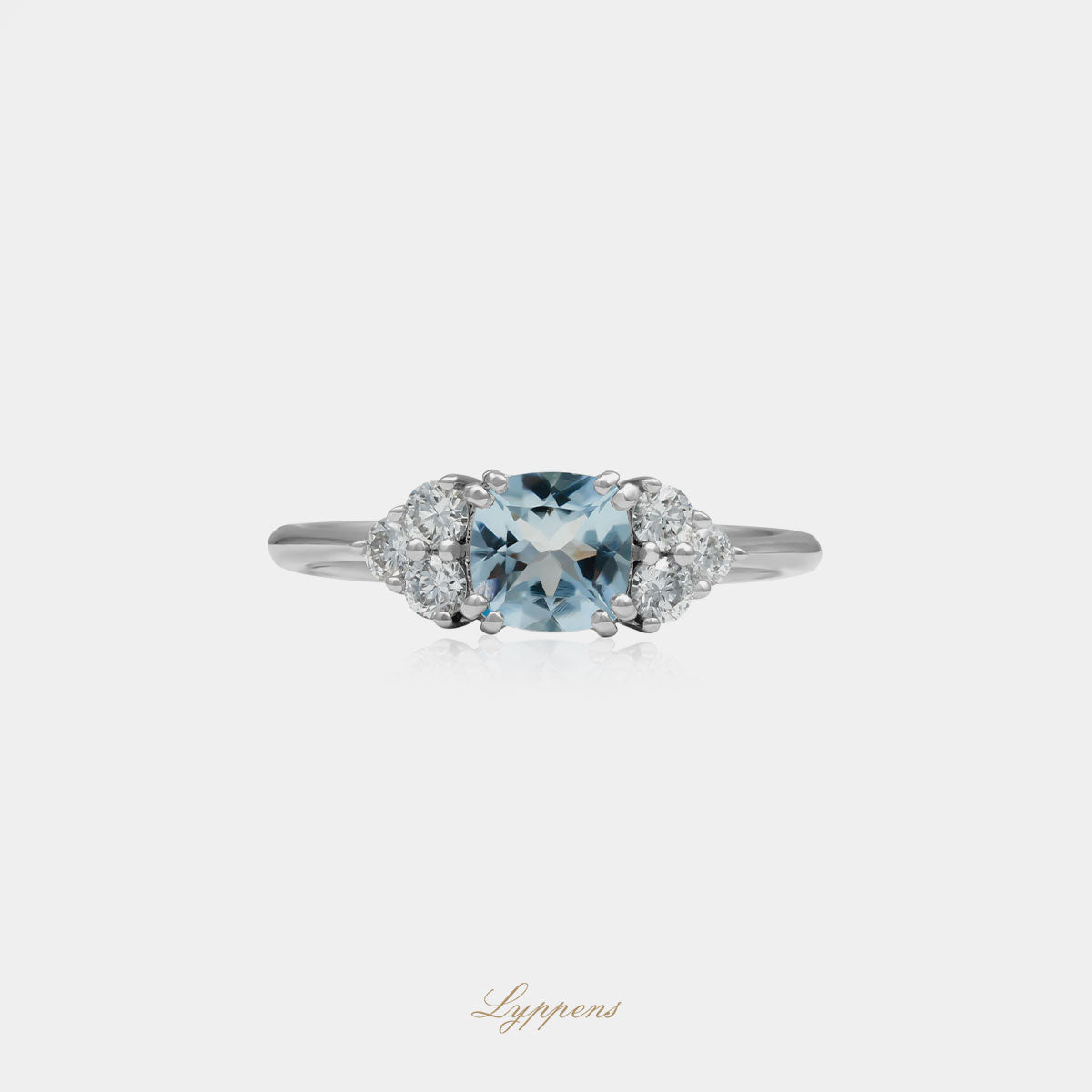Witgouden ring met aquamarijn en diamant
