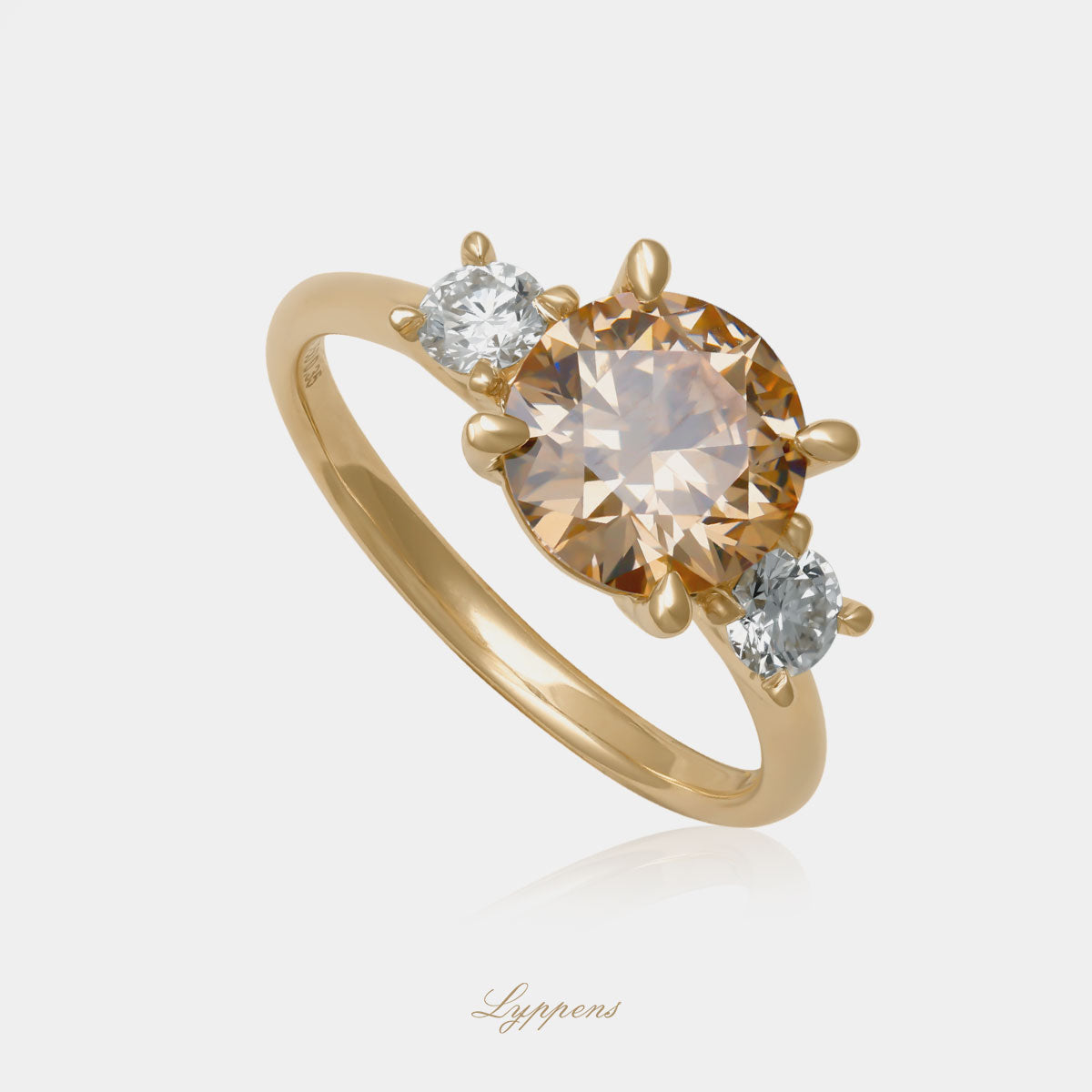 Exclusieve 18kt geelgouden verlovingsring met bruine diamant en handgezette briljanten