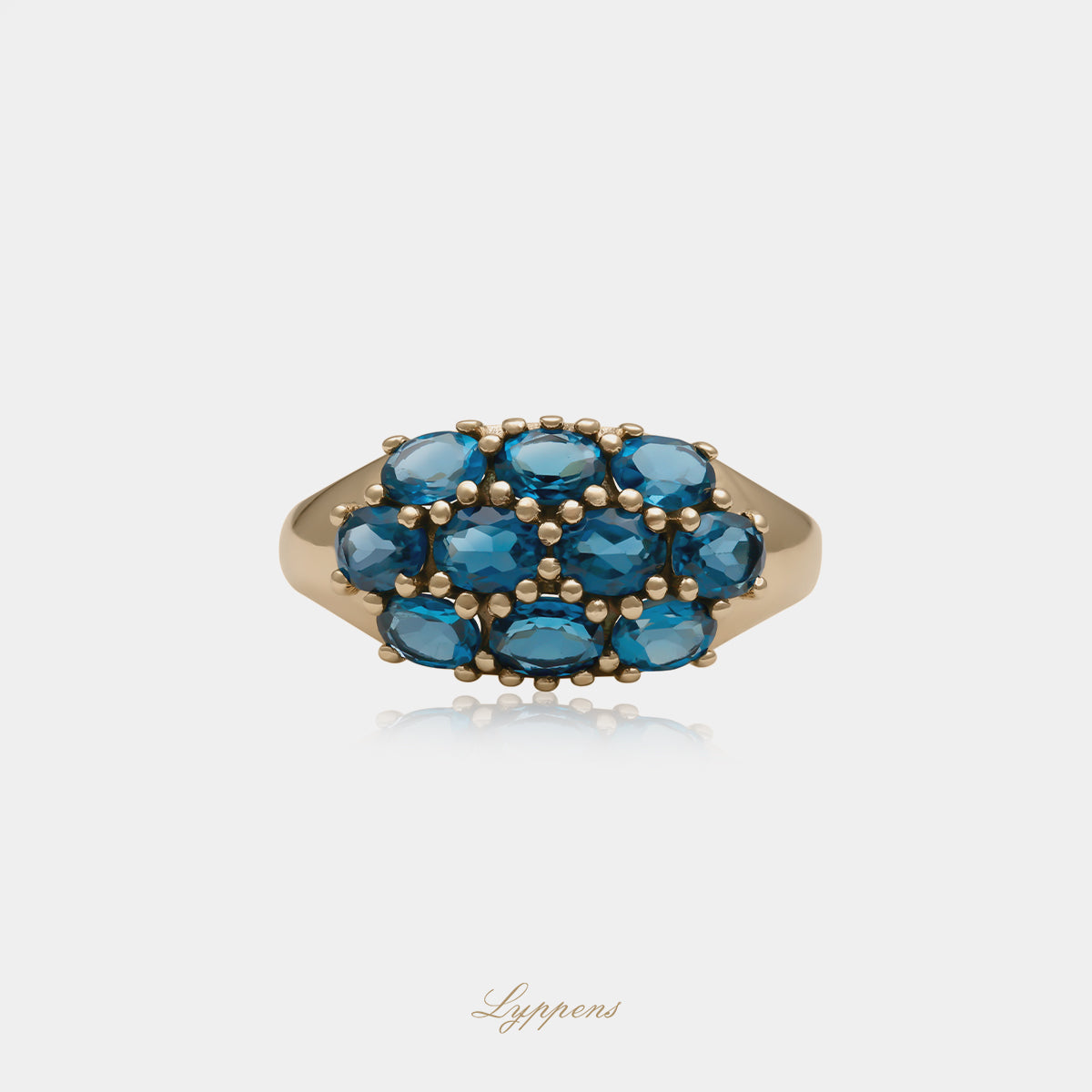 14 karaat geelgouden ring met London blue topaas, bol design