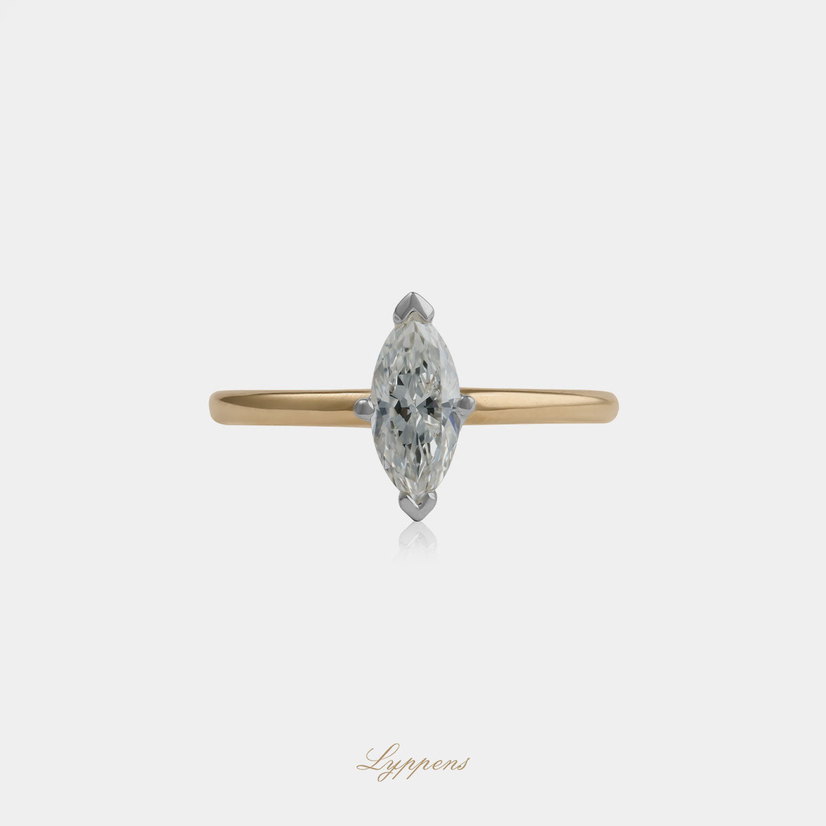 18kt geel- en witgouden solitair ring met 0.65ct marquise geslepen GIA diamant in Oslo montuur