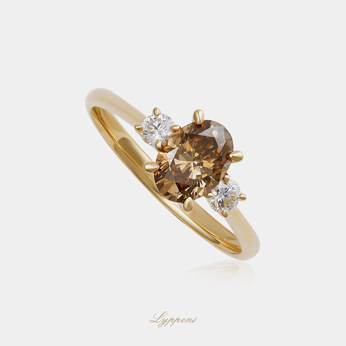 18kt geelgouden verlovingsring met bruine diamant en briljant geslepen zijstenen