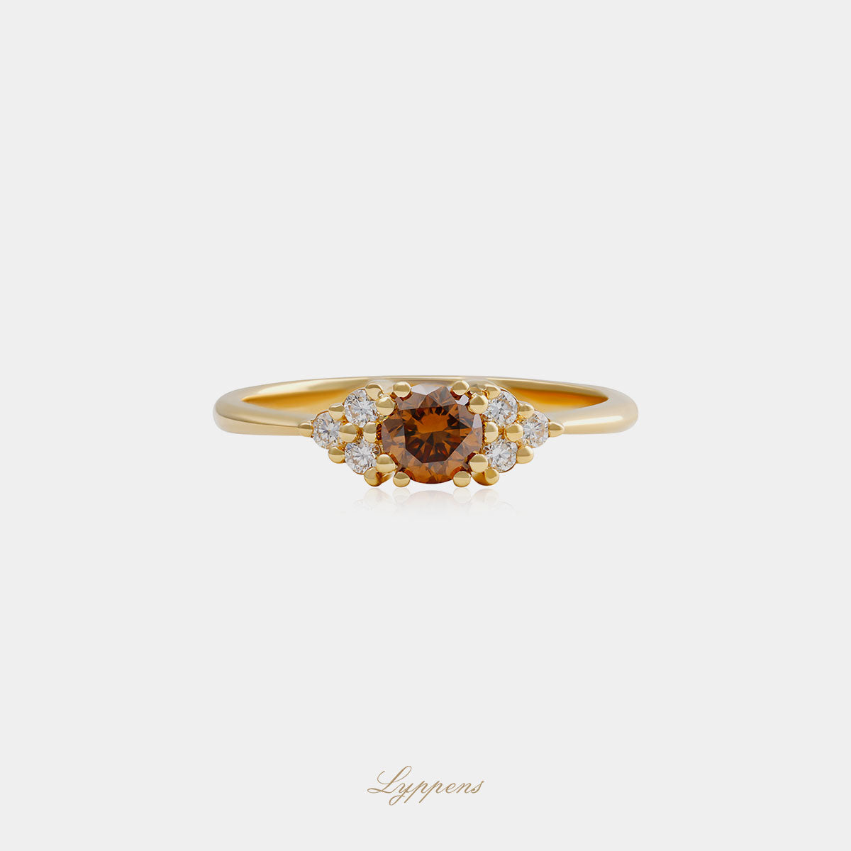 18kt geelgouden ring met 0.42ct briljant geslepen bruine diamant en 0.12ct briljant geslepen diamanten