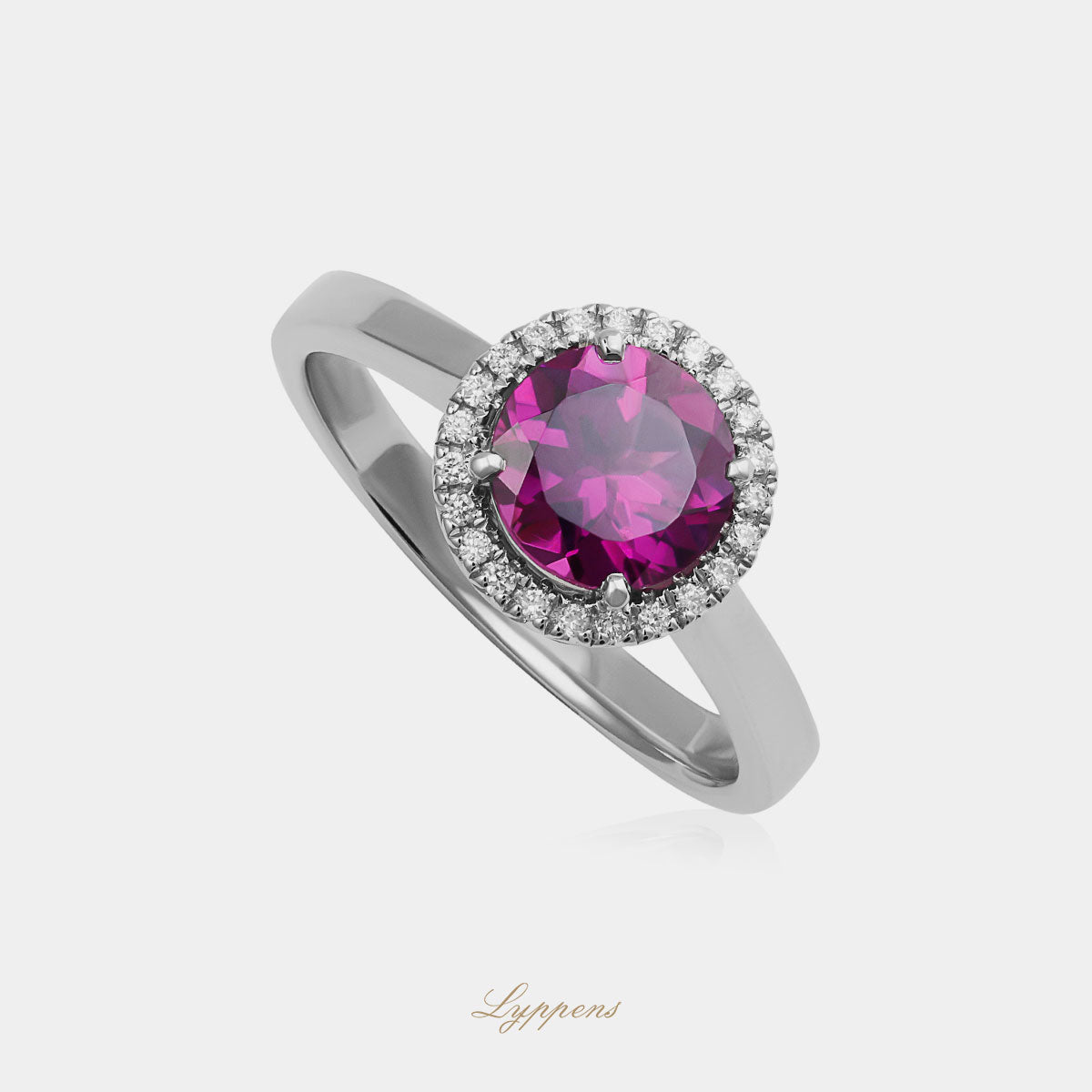 18kt witgouden verlovingsring met paarse granaat in diamant entourage