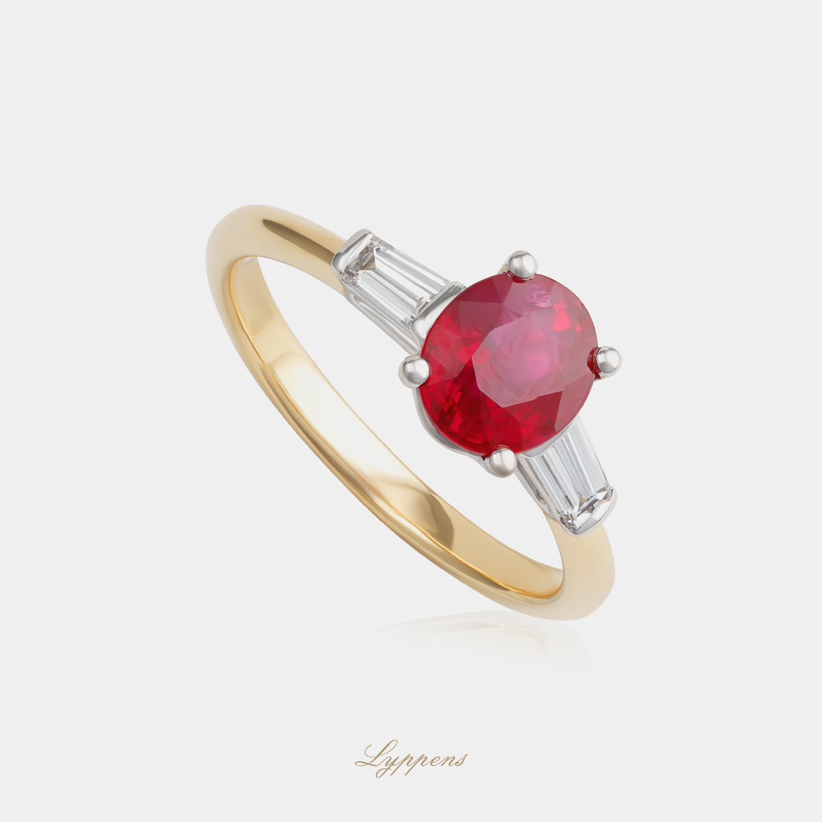 18 karaat geelgouden ring met Birmese robijn 1.47ct en baguette geslepen diamant, ALGT gecertificeerd