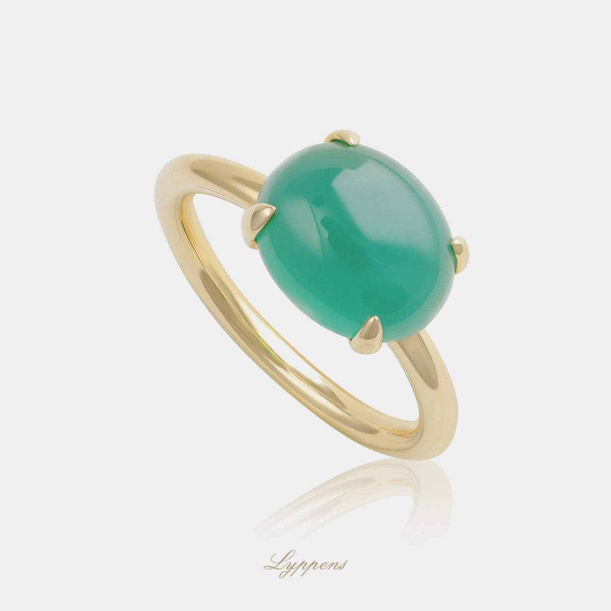 14 karaat geelgouden ring uit de Capri collectie met ovaal cabochon geslepen groene agaat, prachtig te combineren met andere ringen uit de collectie