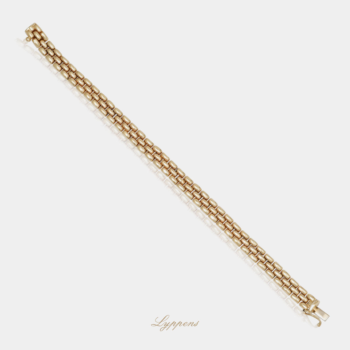 Geelgouden fantasie schakelarmband bestaand uit rechthoekige schakels.