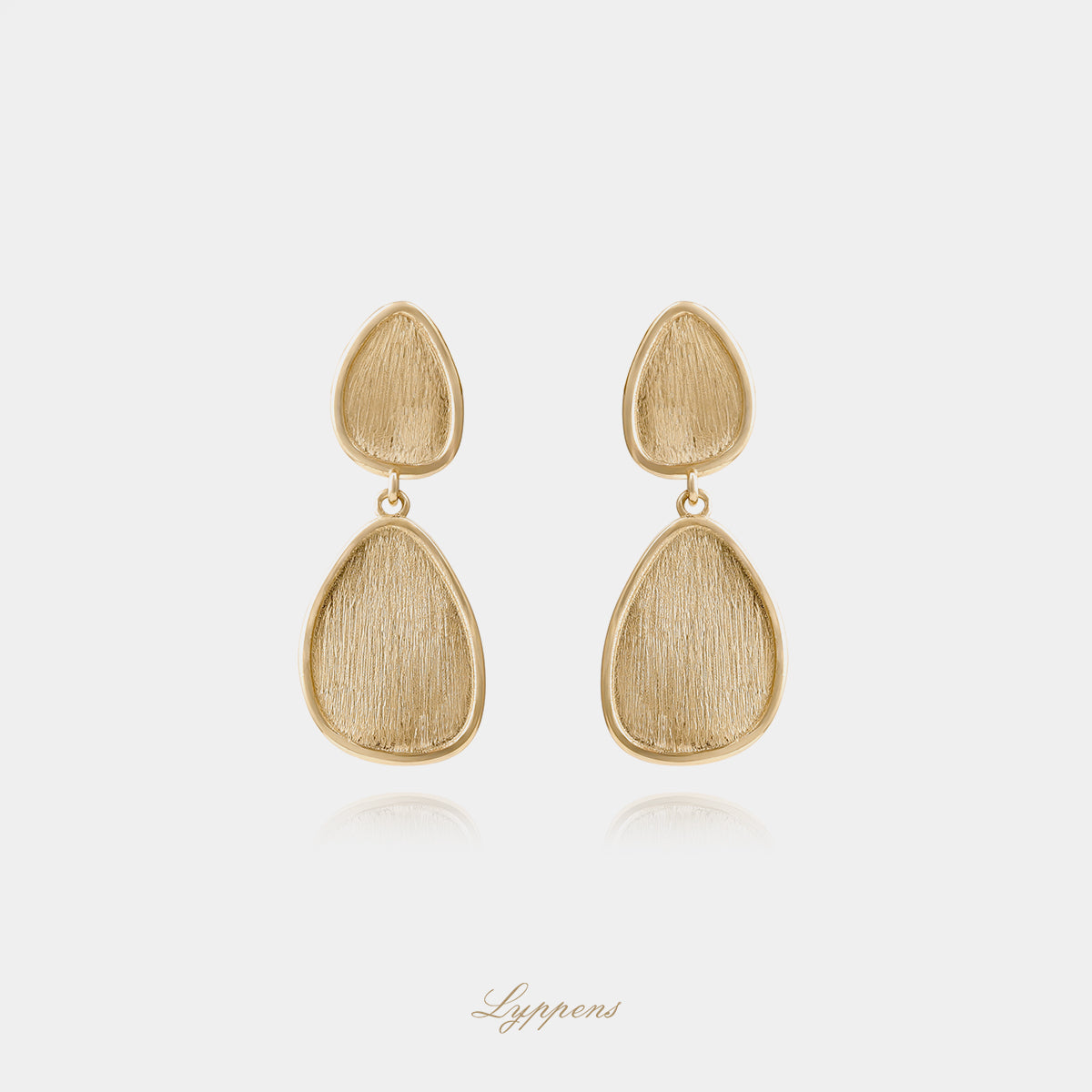 14kt geelgouden fantasie oorhangers met gematteerde gouden elementen