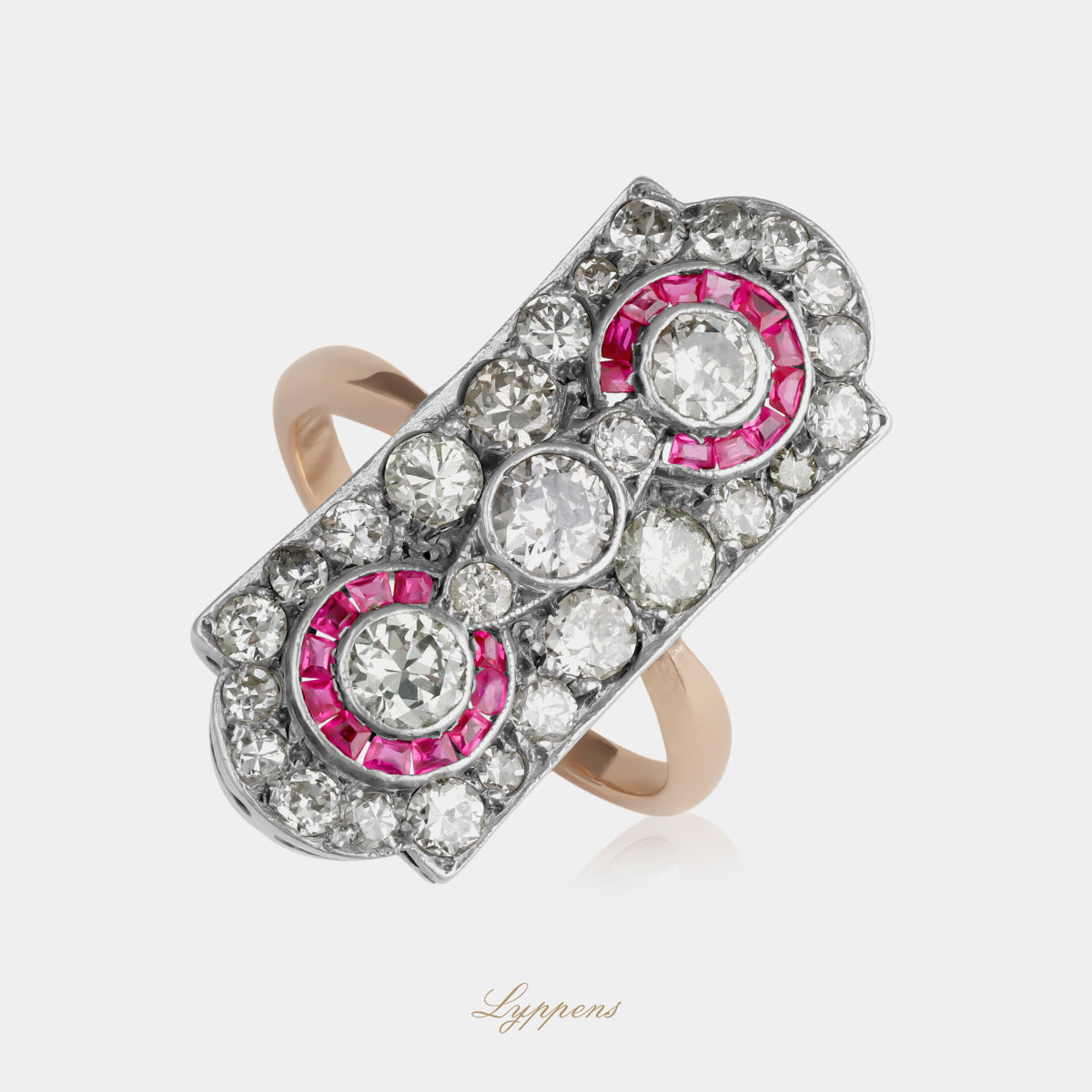 bicolor Art Deco ring uit de jaren 20 met diamant en robijn, geometrisch ontwerp