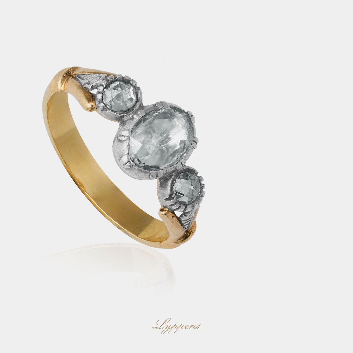 Yellow gold with silver antique ring with diamonds